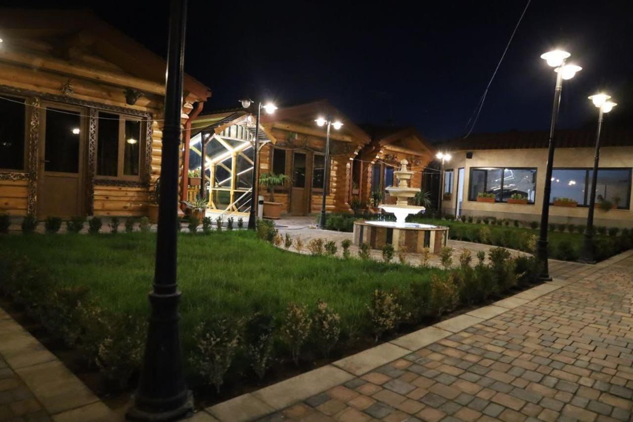 Tnak Hotel Ереван Экстерьер фото