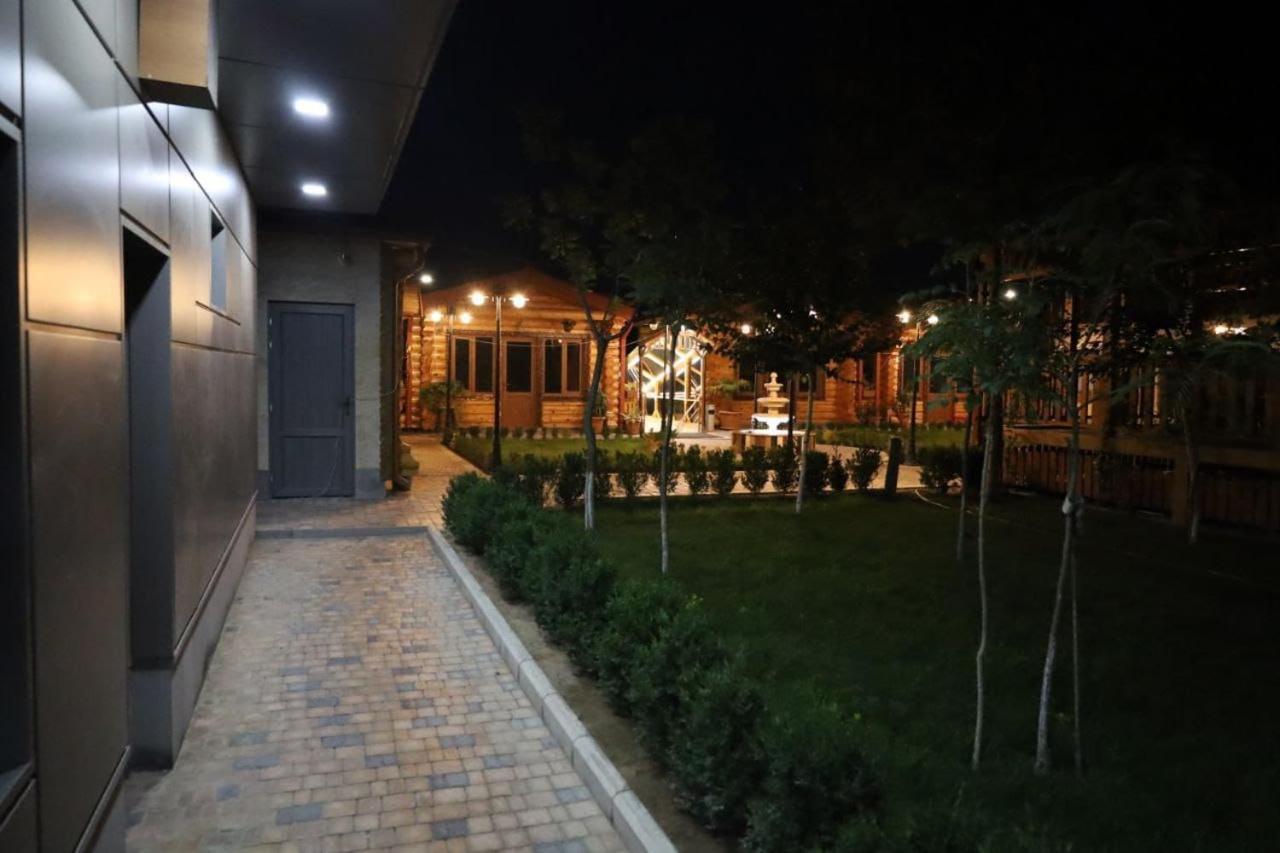 Tnak Hotel Ереван Экстерьер фото