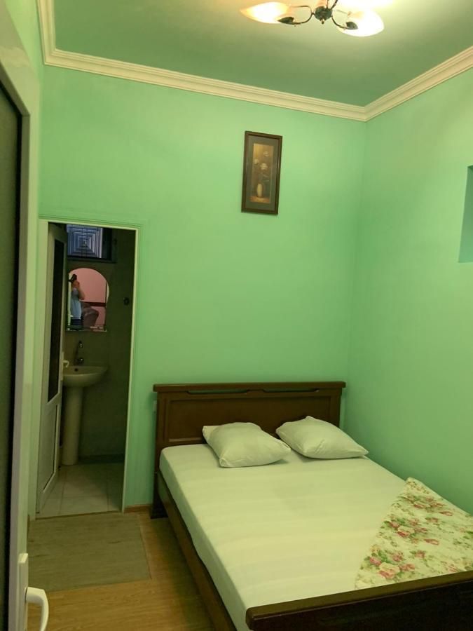 Tnak Hotel Ереван Экстерьер фото