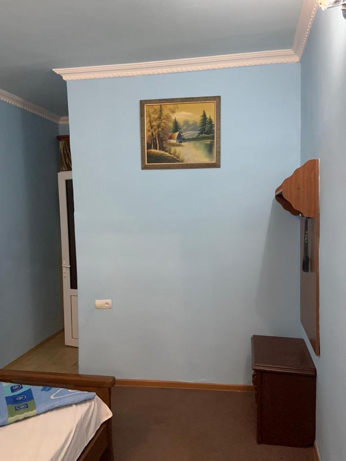 Tnak Hotel Ереван Экстерьер фото
