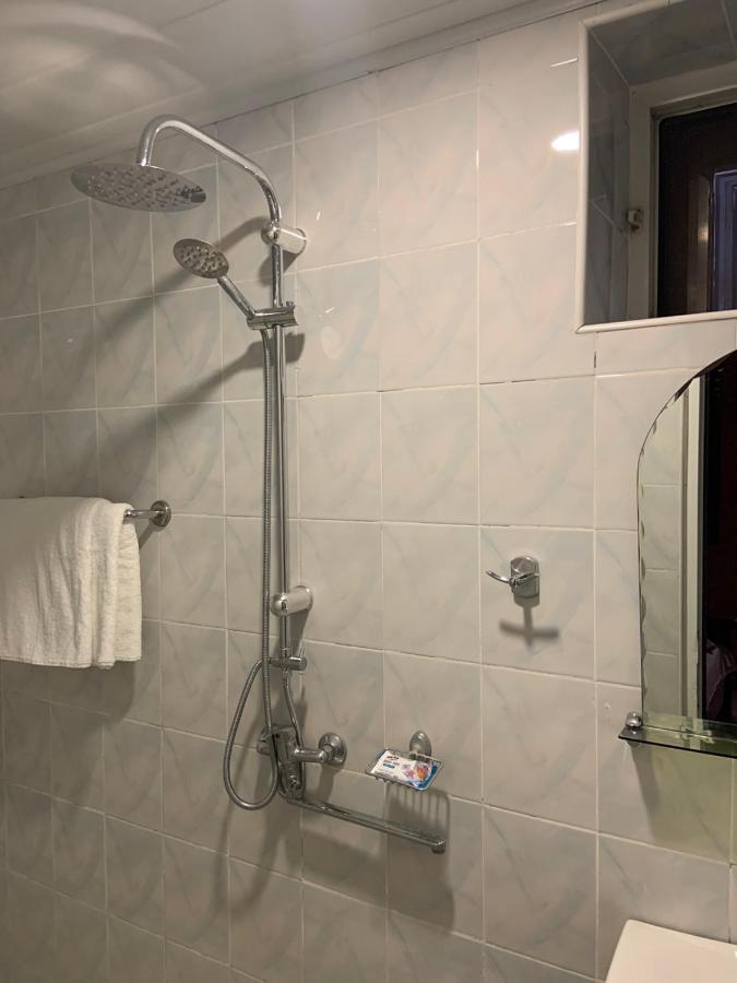 Tnak Hotel Ереван Экстерьер фото