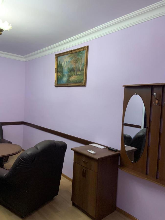 Tnak Hotel Ереван Экстерьер фото